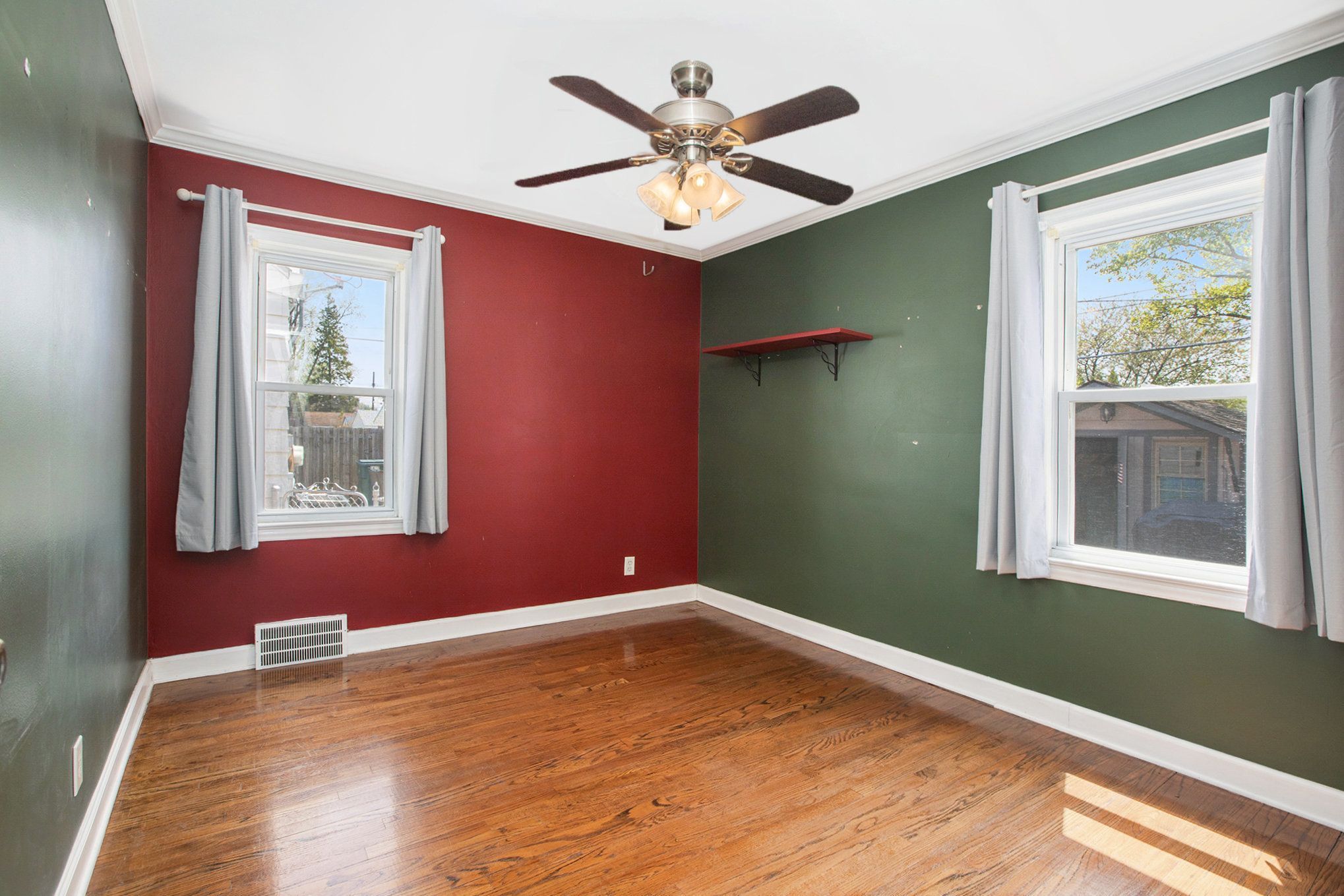 Lincoln Park City Wayne, Michigan 48146, United States, 3 Bedrooms Bedrooms, ,2 BathroomsBathrooms,Residential,Pending,126048