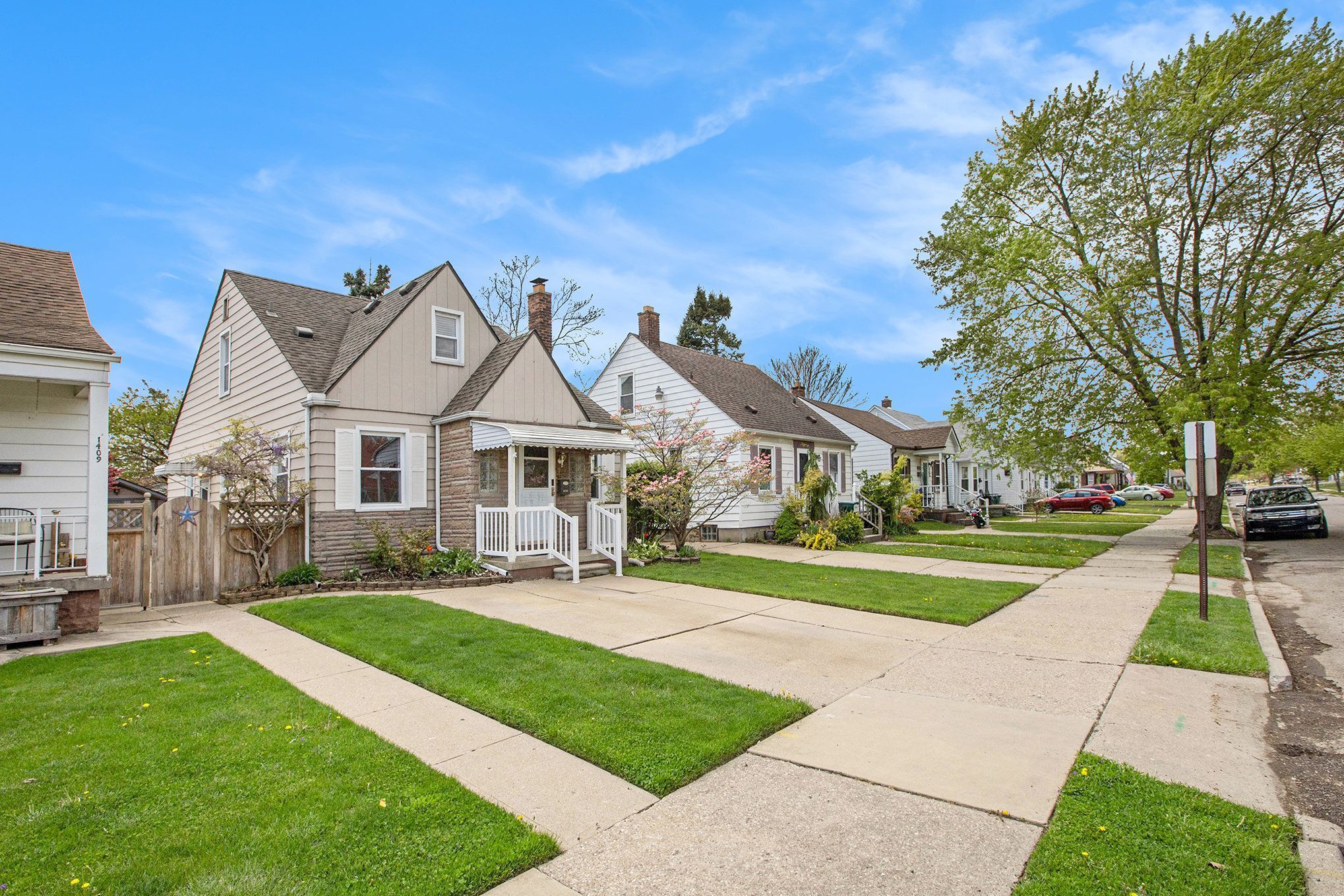 Lincoln Park City Wayne, Michigan 48146, United States, 3 Bedrooms Bedrooms, ,2 BathroomsBathrooms,Residential,Pending,126048