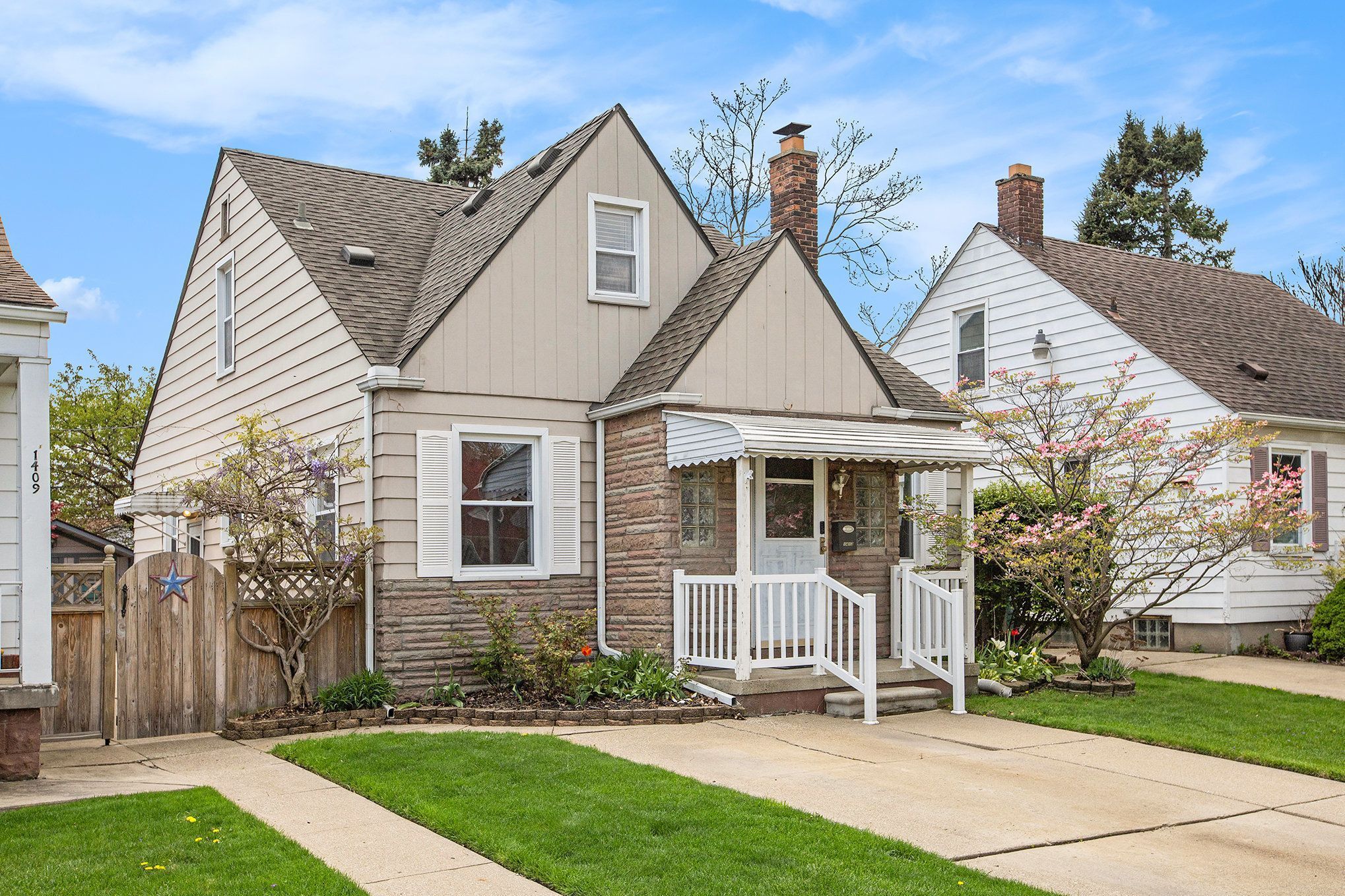 Lincoln Park City Wayne, Michigan 48146, United States, 3 Bedrooms Bedrooms, ,2 BathroomsBathrooms,Residential,Pending,126048