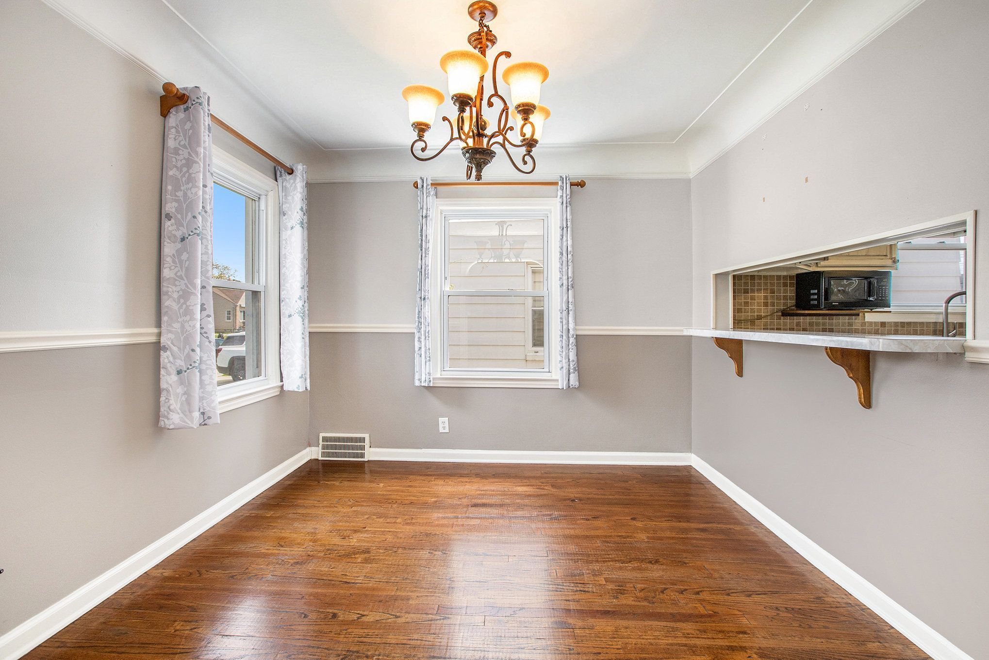 Lincoln Park City Wayne, Michigan 48146, United States, 3 Bedrooms Bedrooms, ,2 BathroomsBathrooms,Residential,Pending,126048