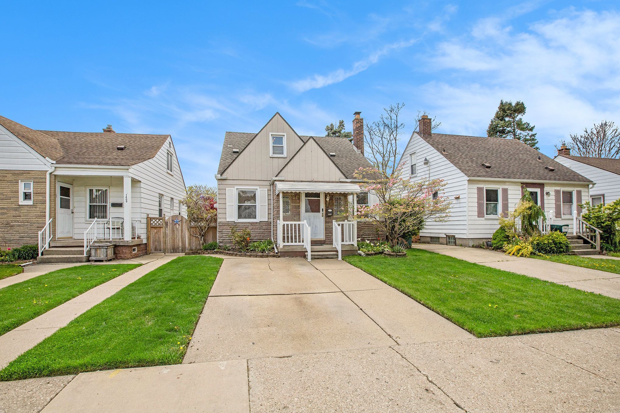 Lincoln Park City Wayne, Michigan 48146, United States, 3 Bedrooms Bedrooms, ,2 BathroomsBathrooms,Residential,Pending,126048