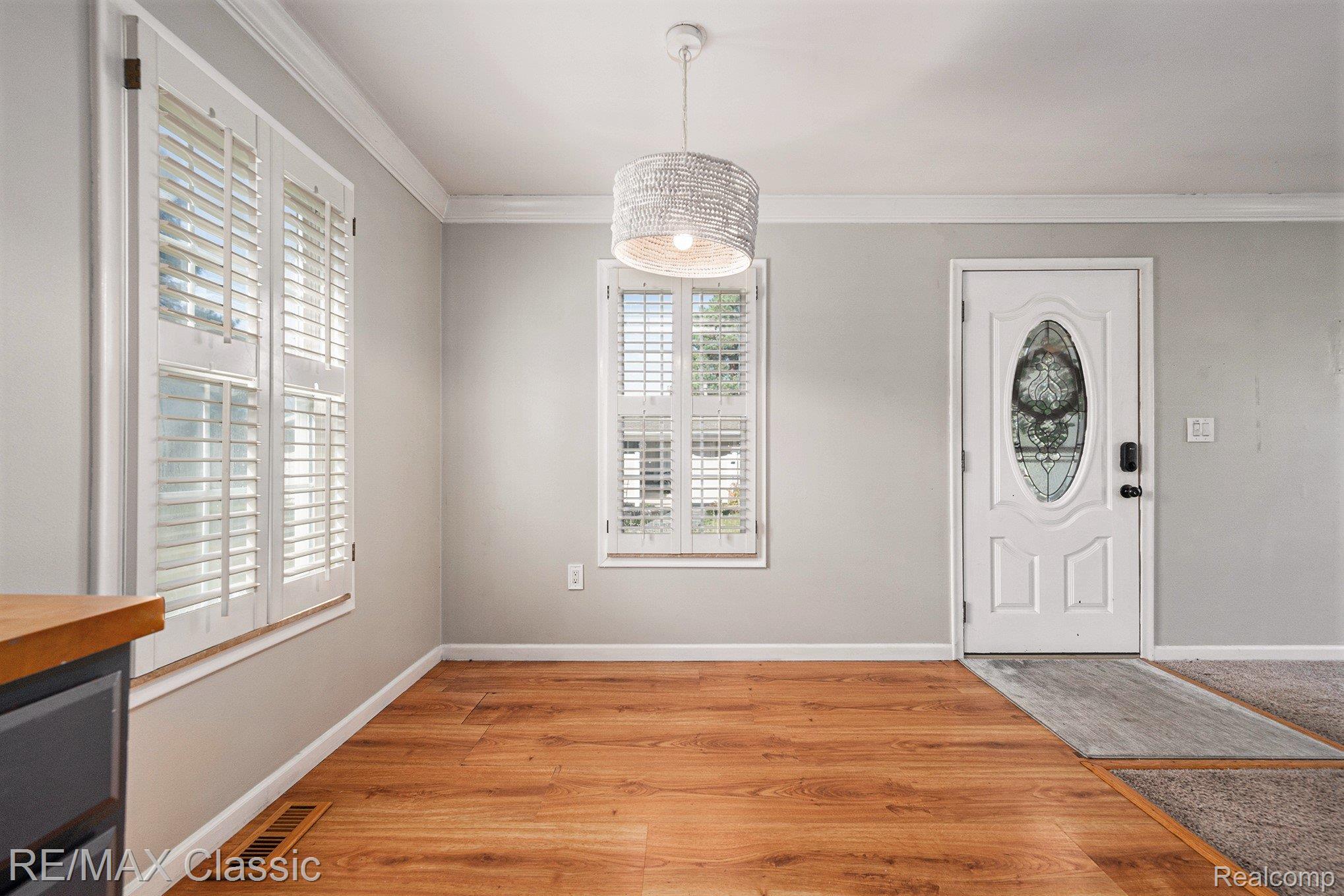 39527 Village Wood Road