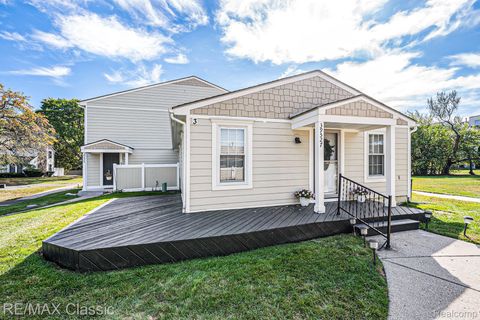 39527 Village Wood Road Novi City MI 48375