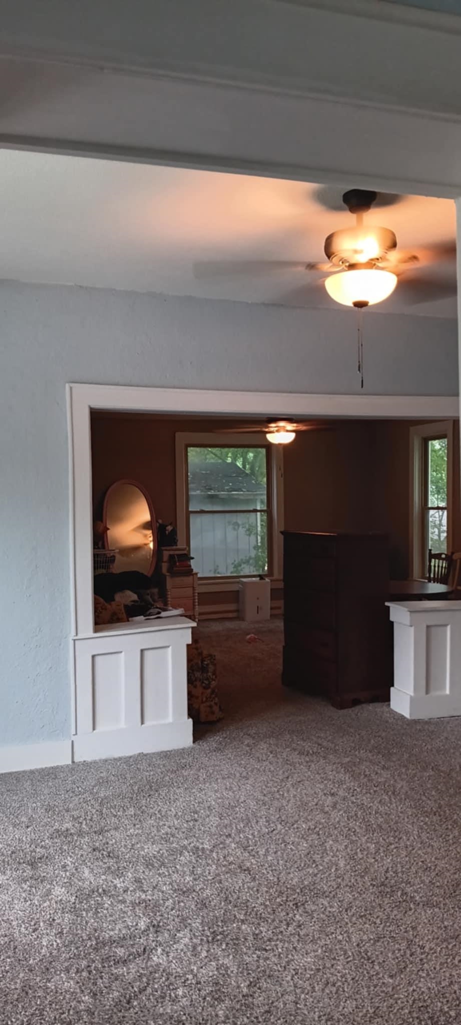 313 Holbrook