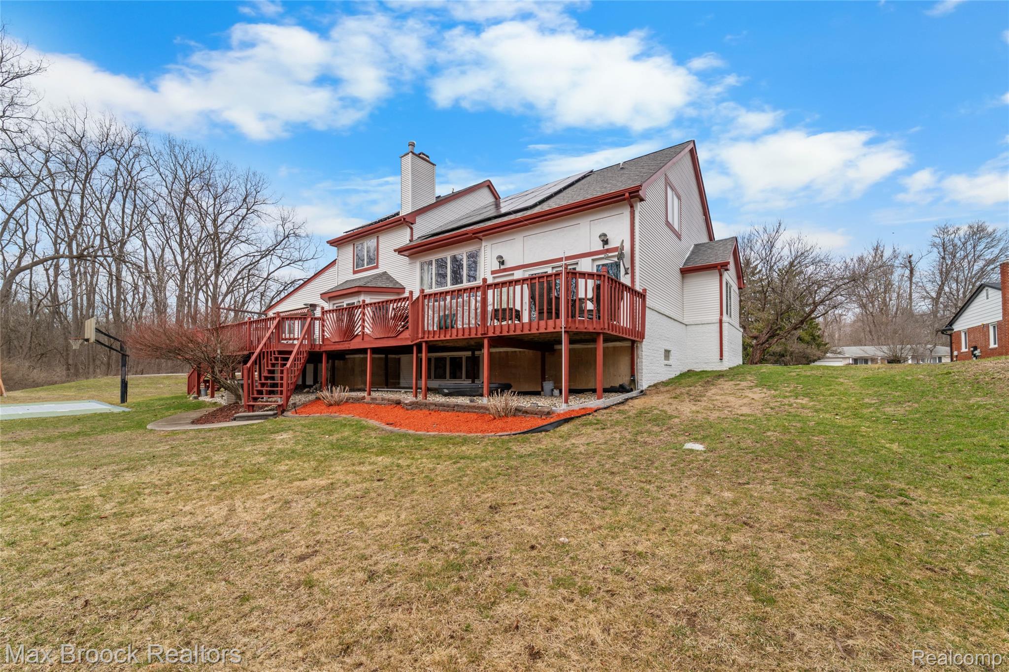 23775 Riverview Drive