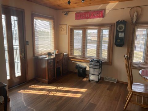 listing image 42