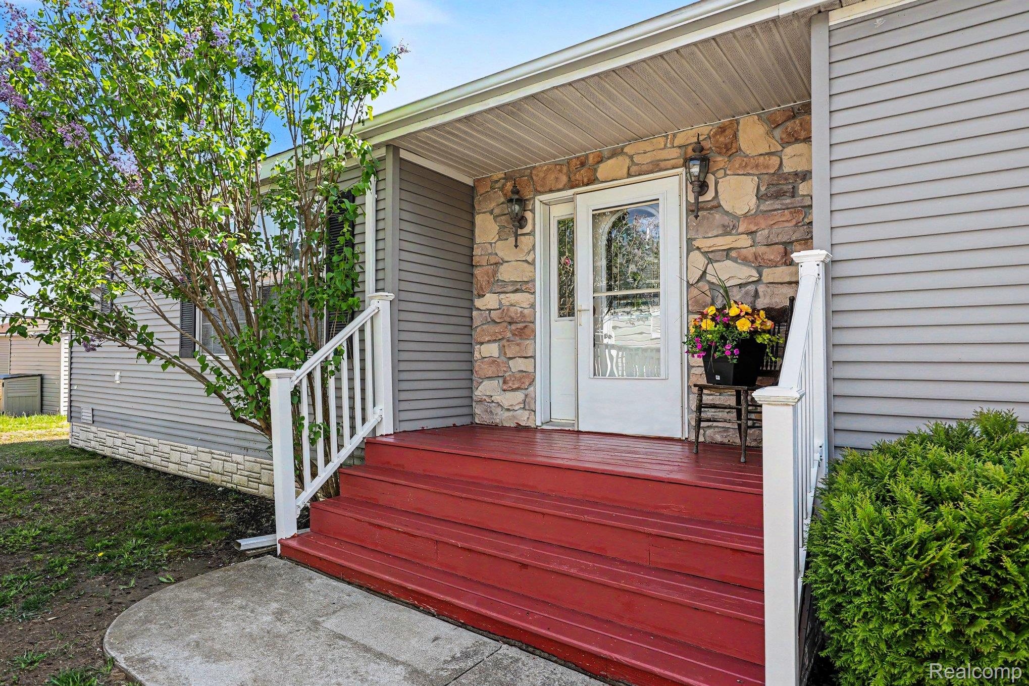 6175 S Branch Lane