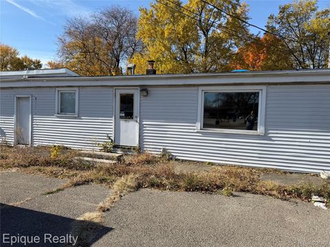 G 3410 Fenton Road Flint City MI 48507