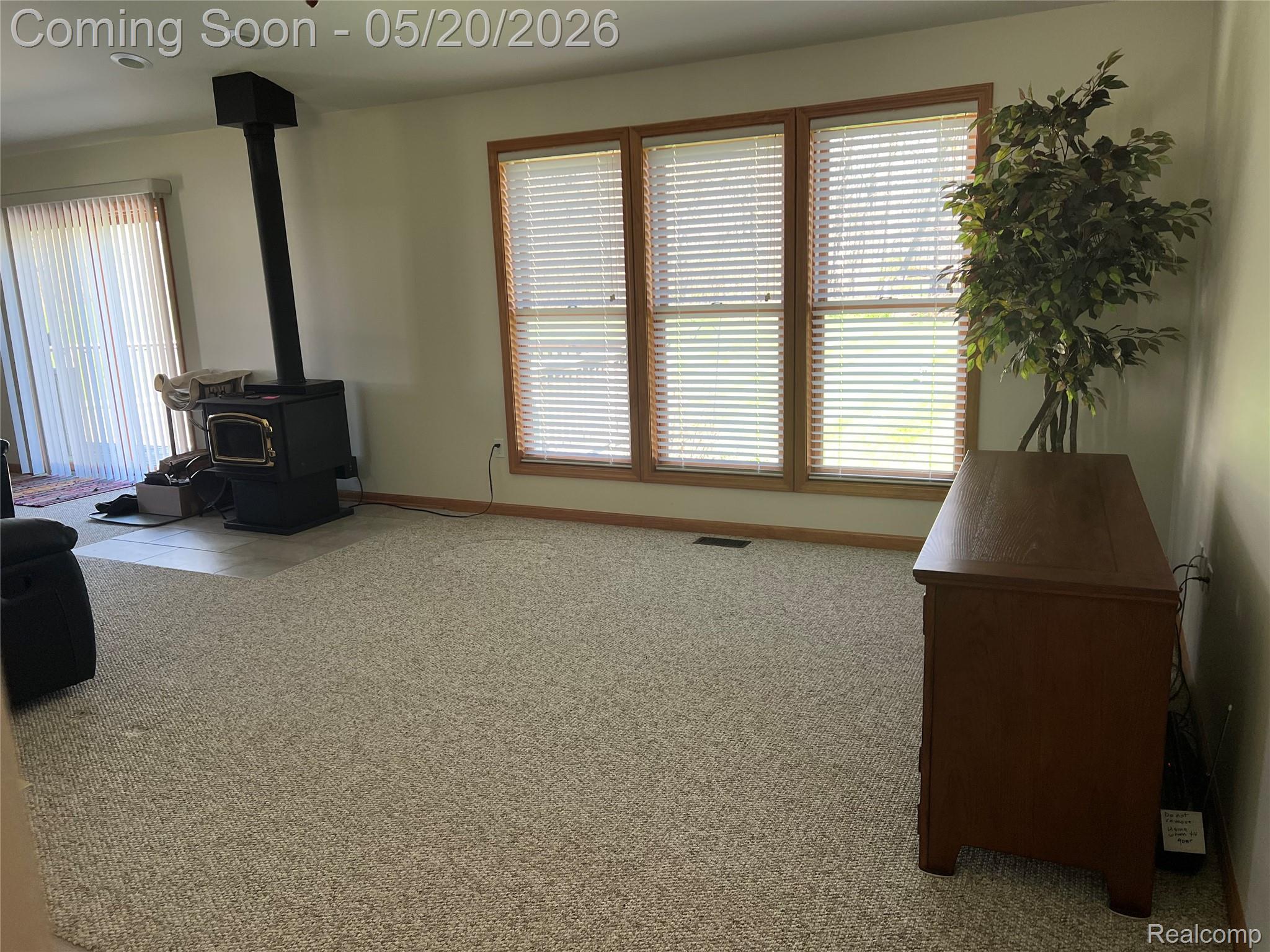 6895 Fairway Vista
