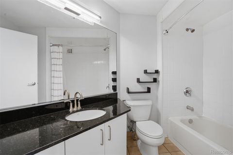 Tiny photo for 300 Riverfront Dr #24D, Detroit City, MI 48226 (MLS # 20261039308)