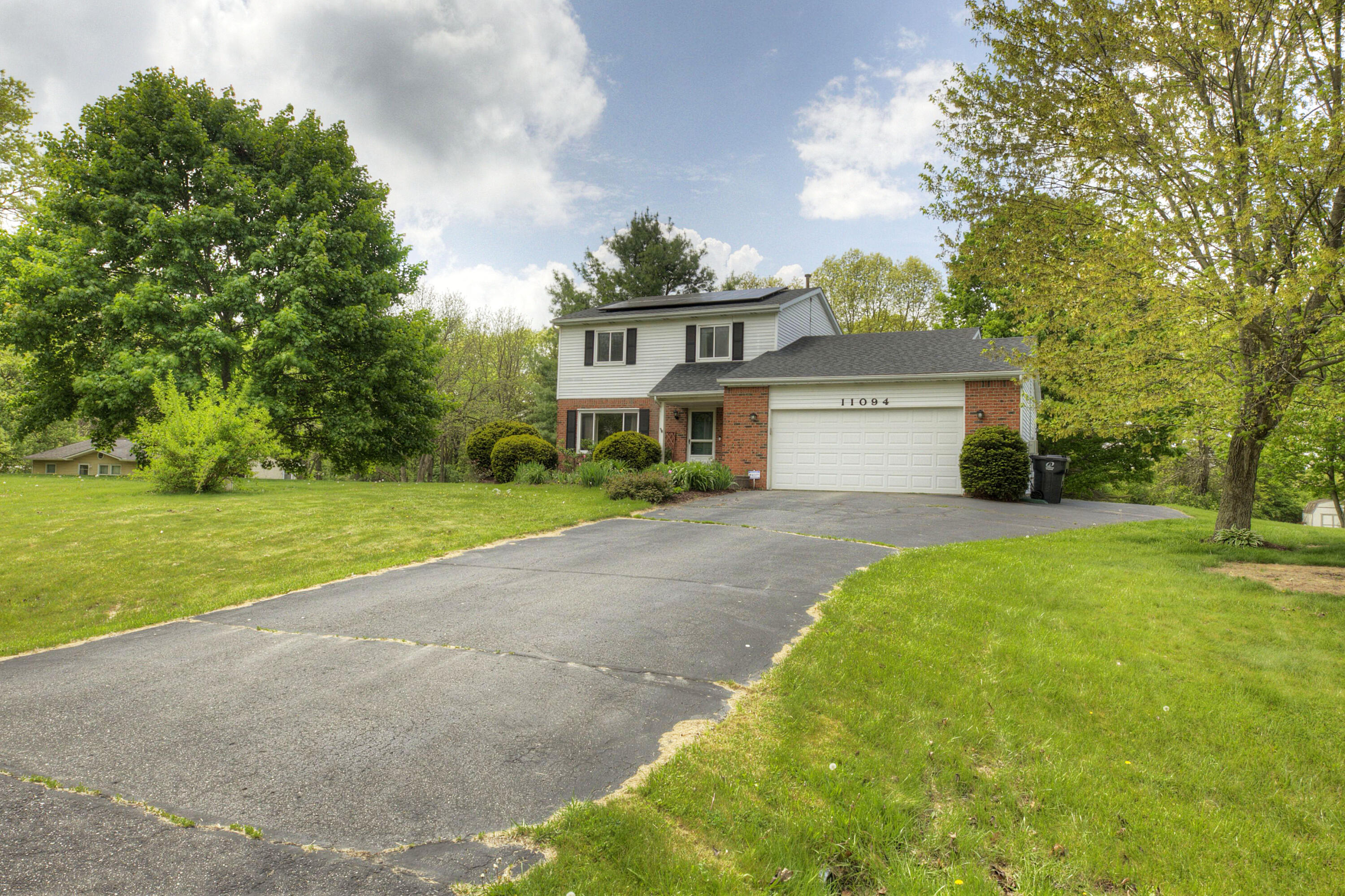 11094 Shadow Woods Lane