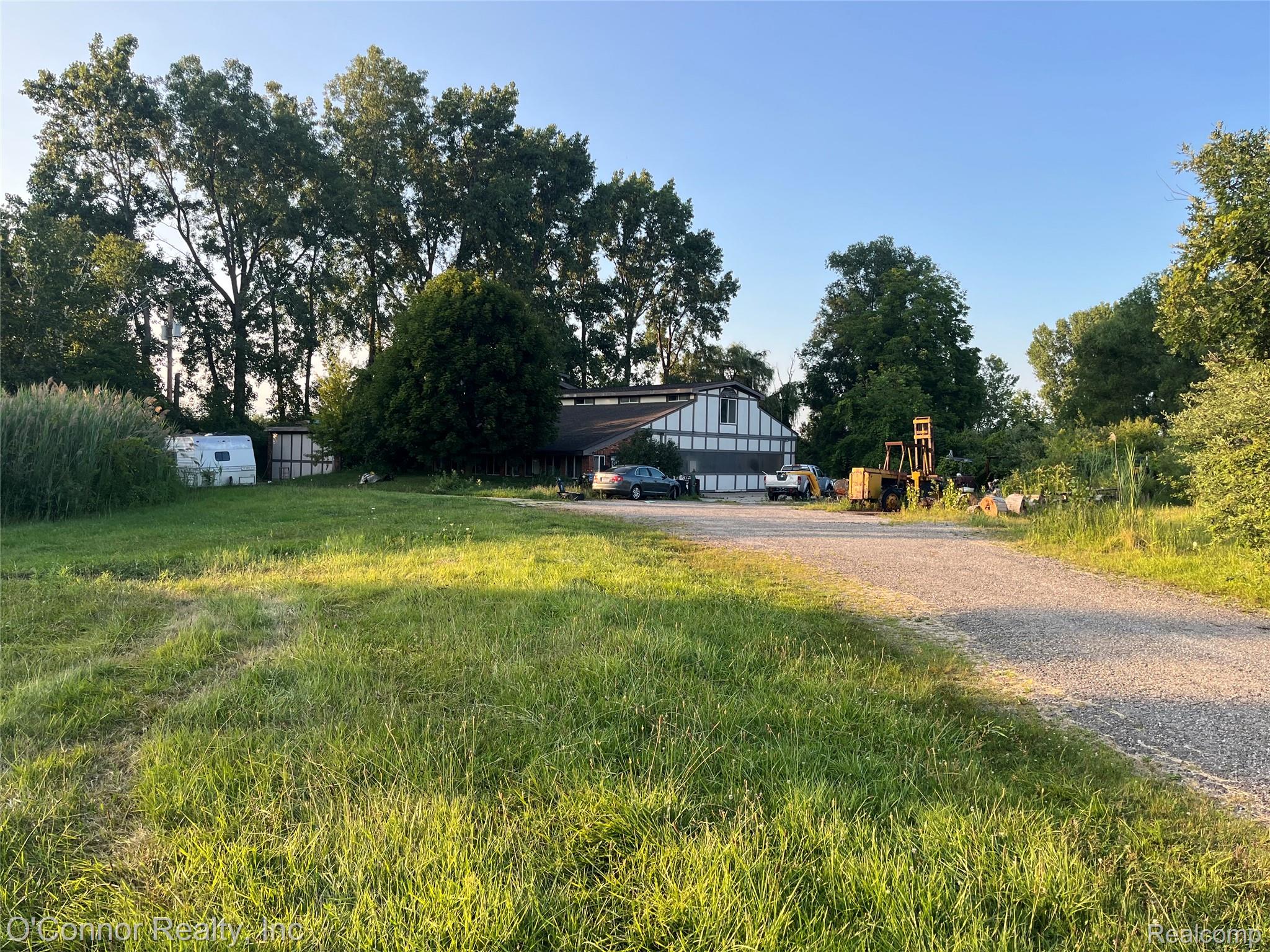 1100 La Croix Road