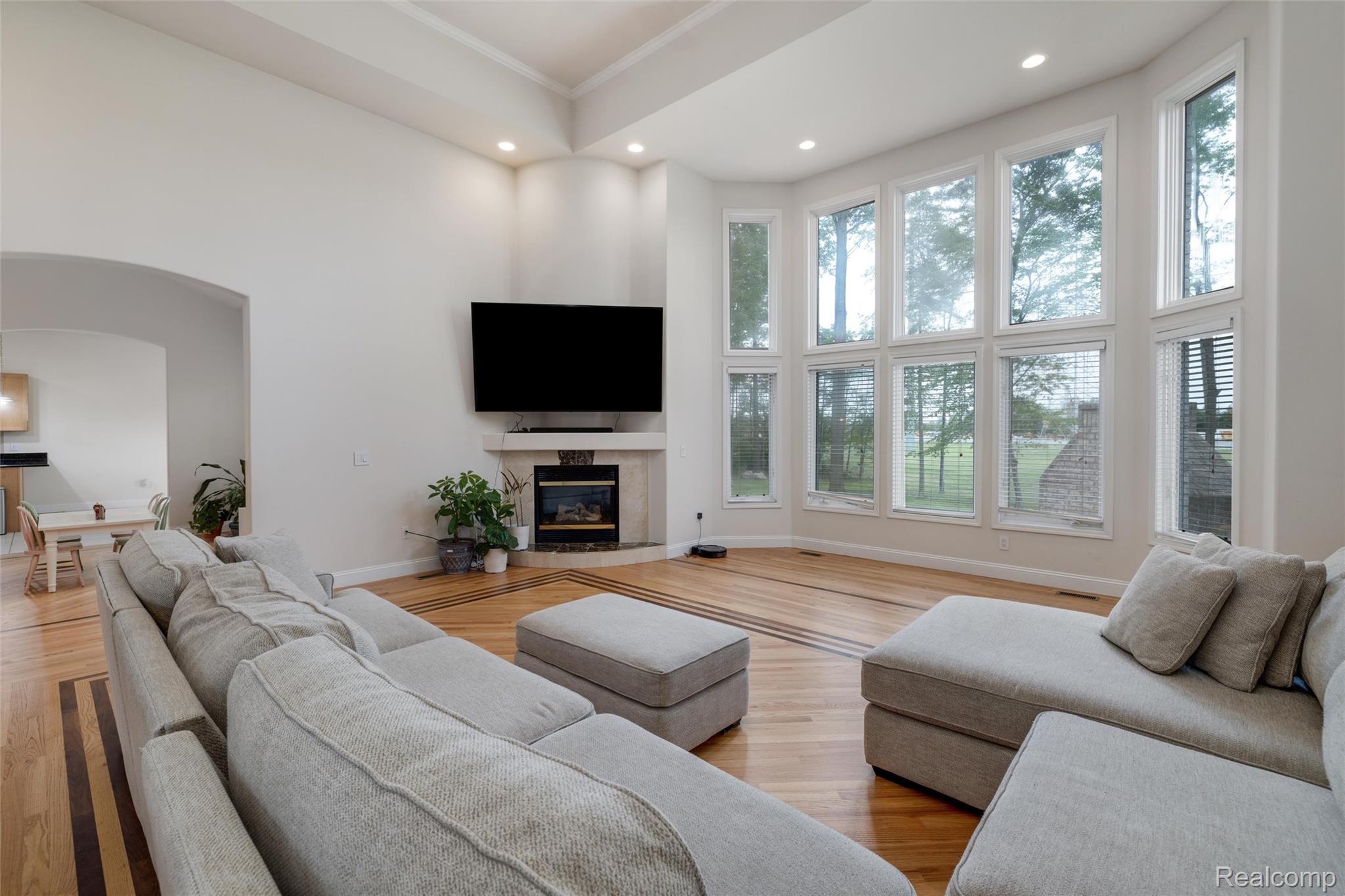 52041 Loon Court