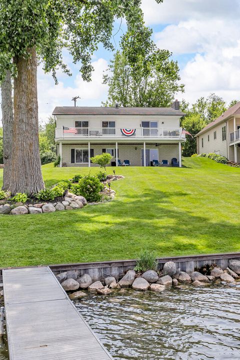 11786 E Sauk Trail Somerset Township MI 49249