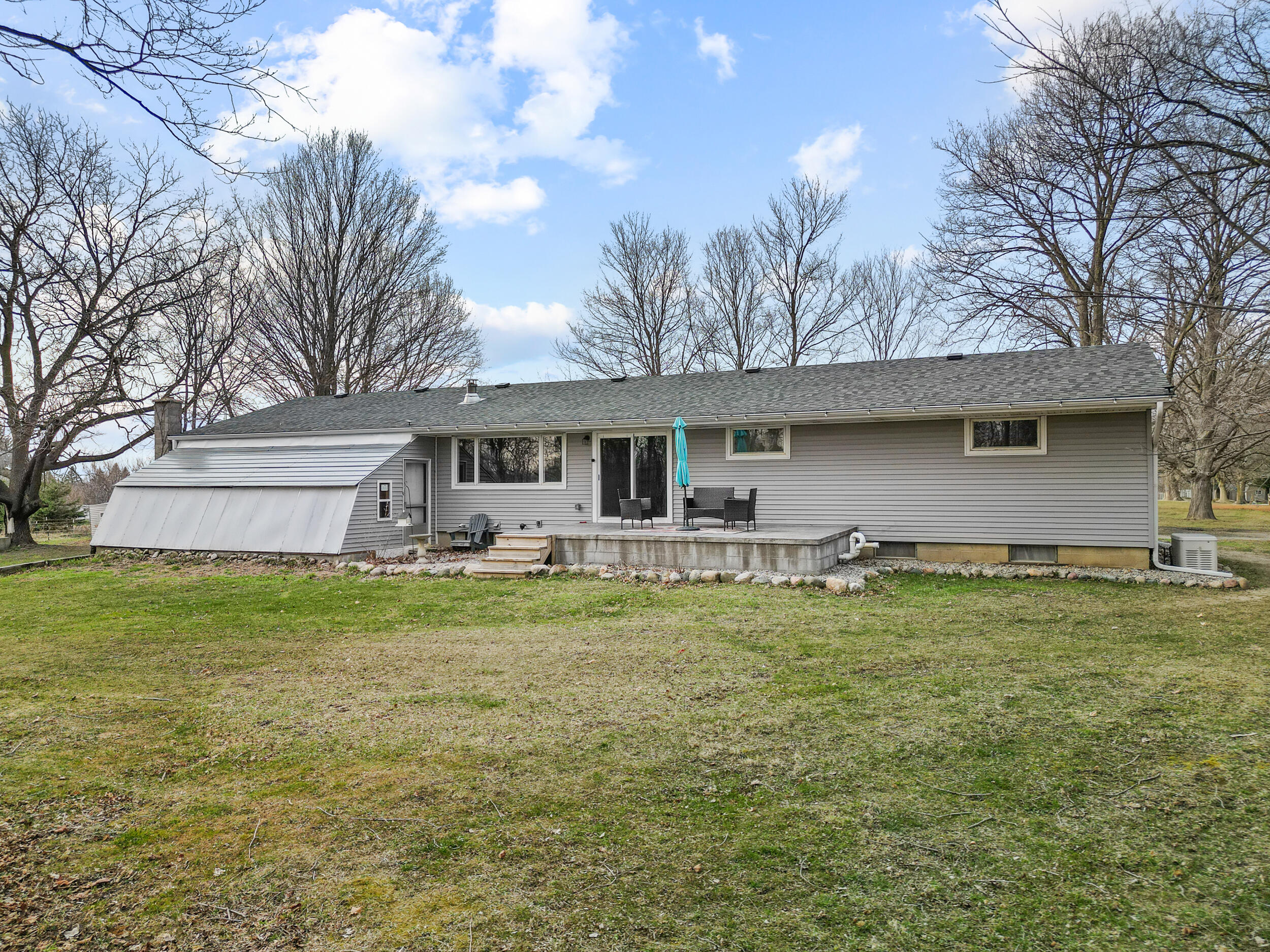 4090 Matthews Road