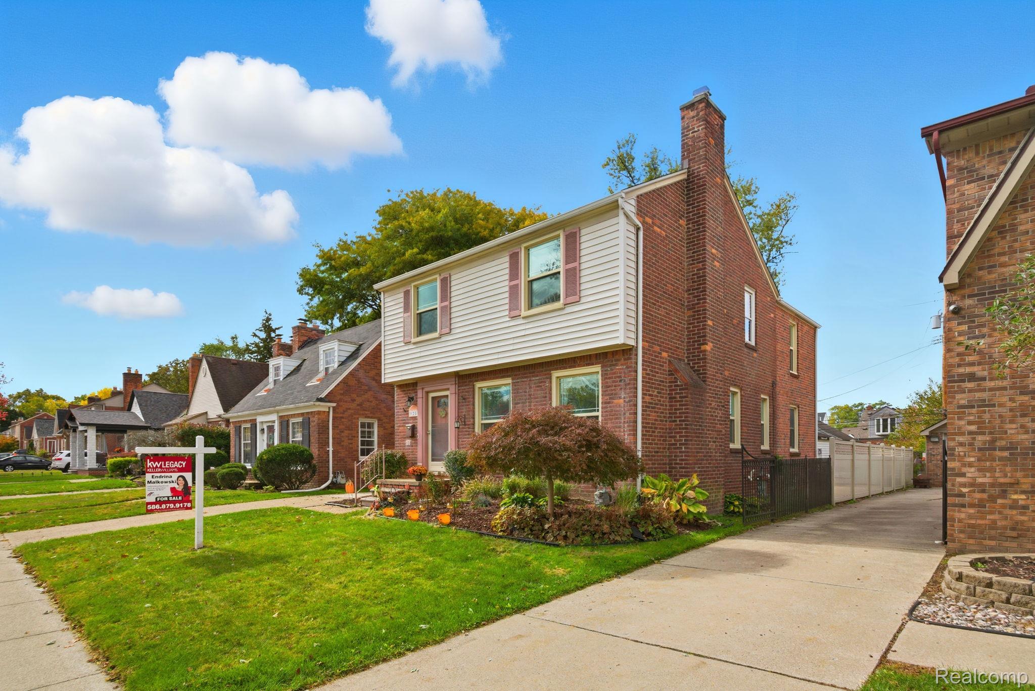 925 N Mildred Street