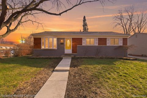 39209 Nottingham Street Westland City MI 48186