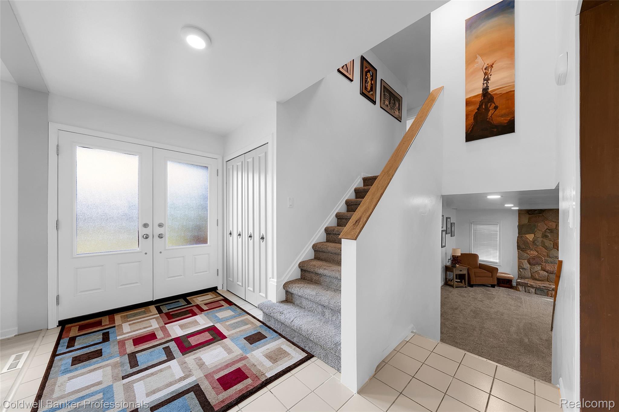 9539 Hillcrest Drive