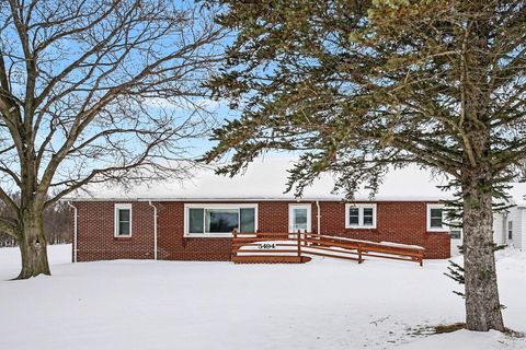 5494 Old Pipestone Road Pipestone Township MI 49111
