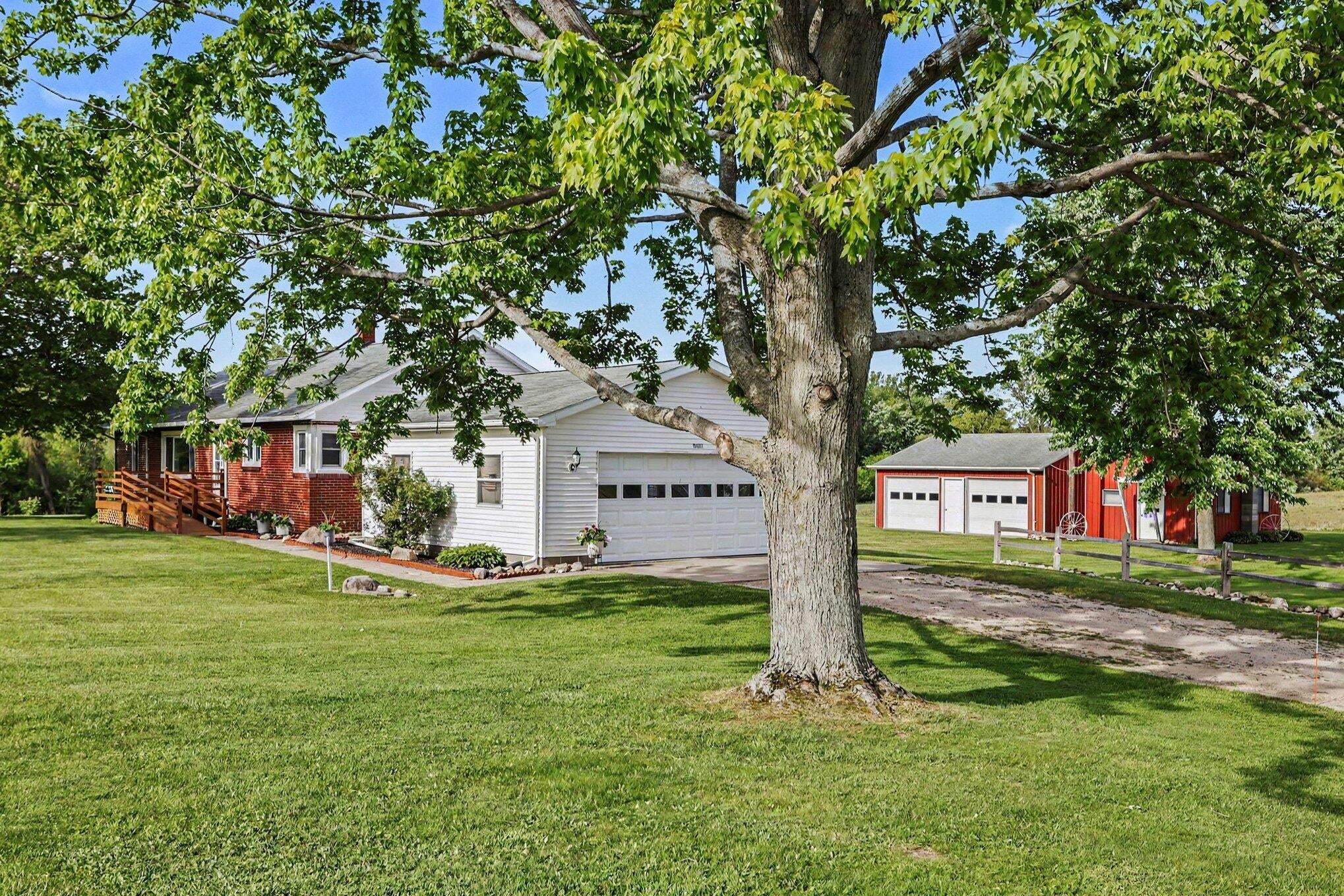 5494 Old Pipestone Road