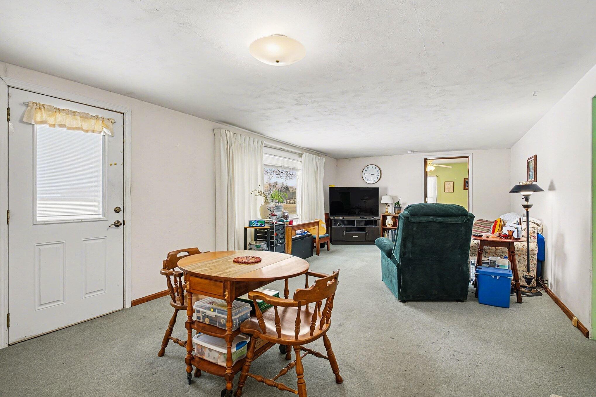 5494 Old Pipestone Road