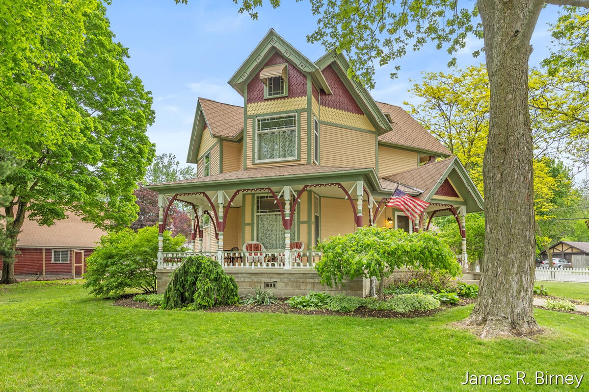 529 Avery Street
