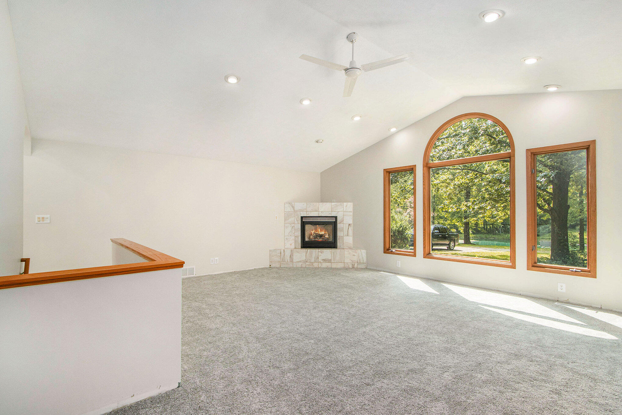 3537 Lake Ridge Lane