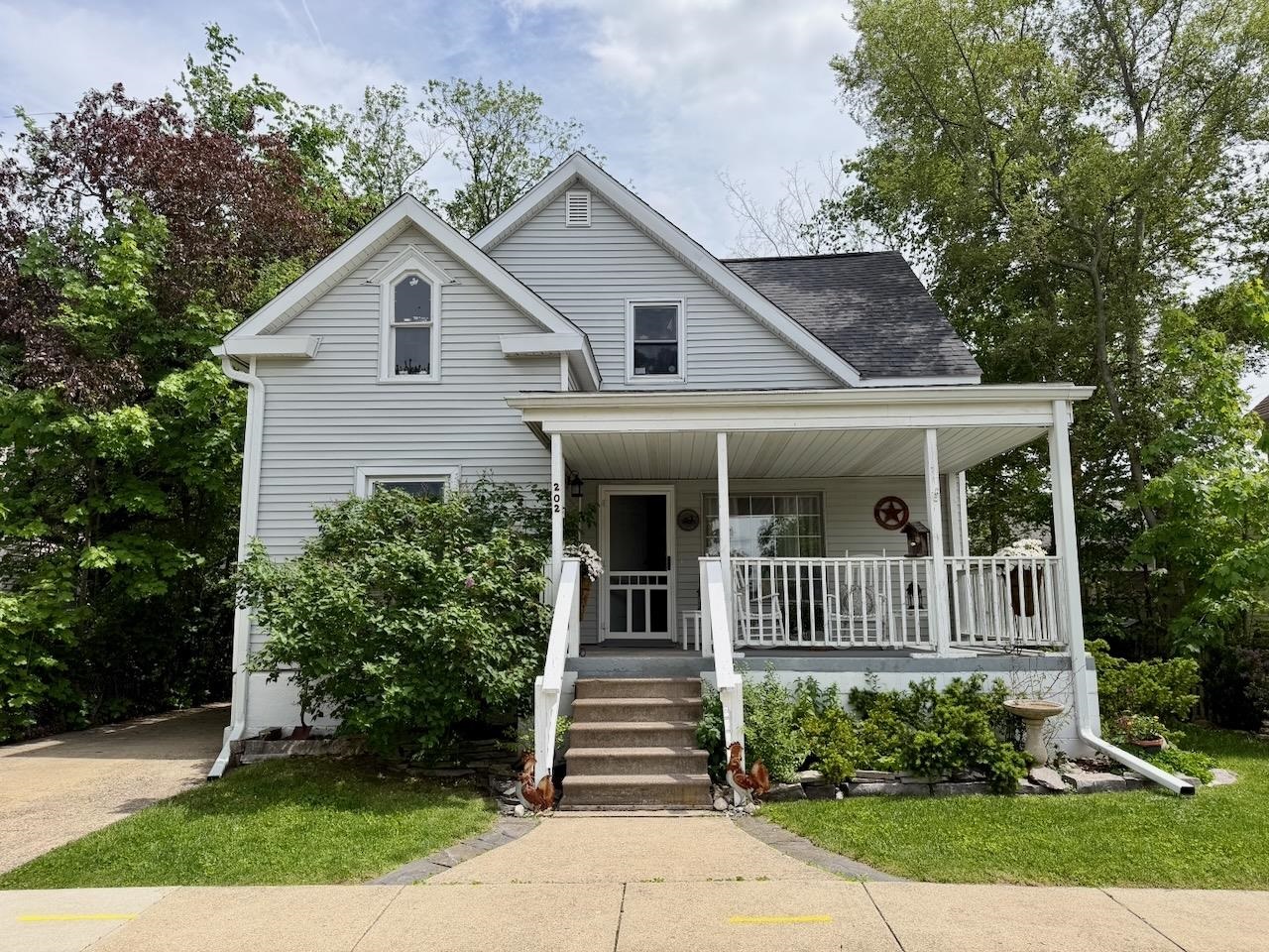 202 Mackinaw Street