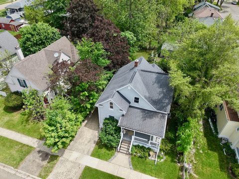 Tiny photo for 202 Mackinaw Street, Durand City, MI 48429 (MLS # 5050208859)