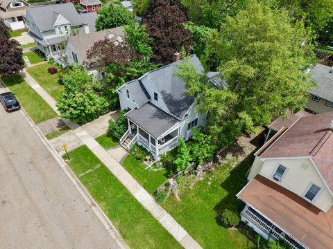 Tiny photo for 202 Mackinaw Street, Durand City, MI 48429 (MLS # 5050208859)