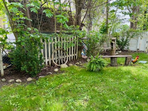 Tiny photo for 202 Mackinaw Street, Durand City, MI 48429 (MLS # 5050208859)