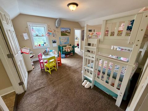 Tiny photo for 202 Mackinaw Street, Durand City, MI 48429 (MLS # 5050208859)