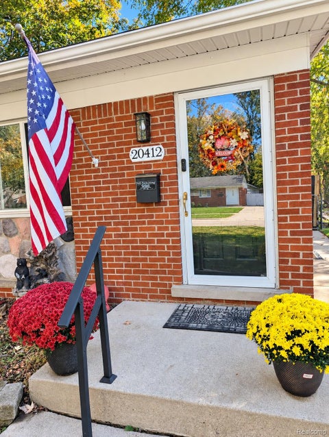 Tiny photo for 20412 Luna Street, Clinton Charter Township, MI 48035 (MLS # 20261083236)