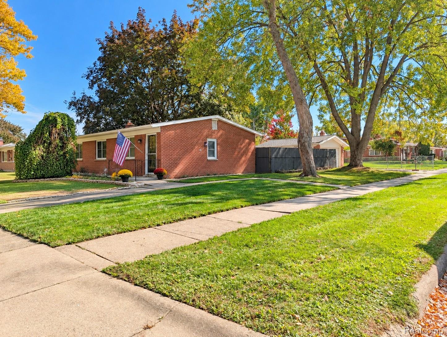 20412 Luna Street
