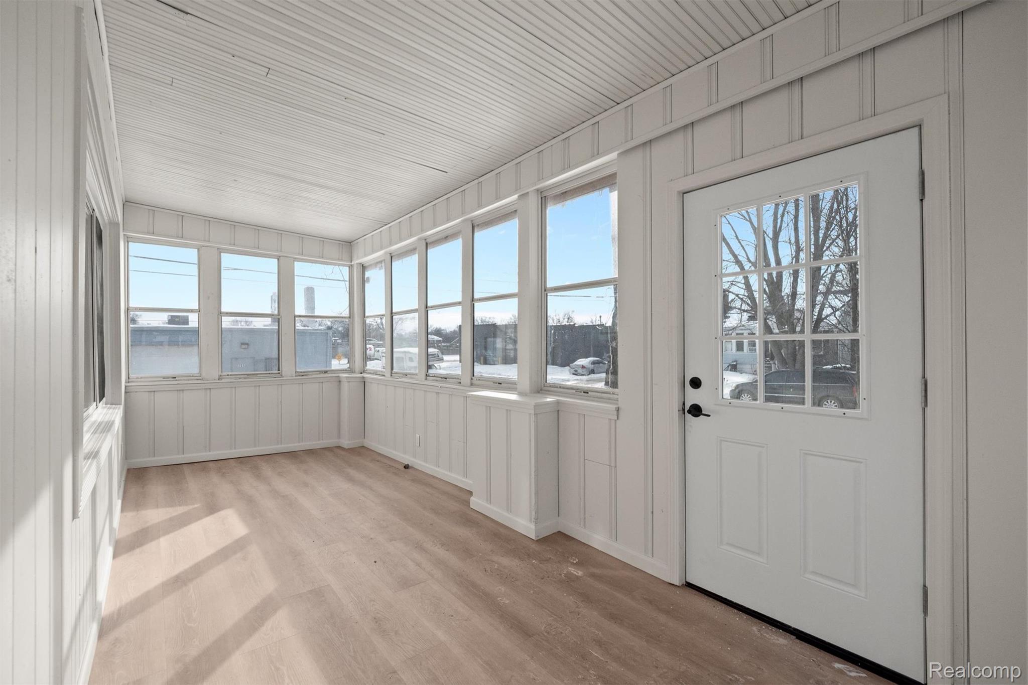 20734 Caledonia Avenue