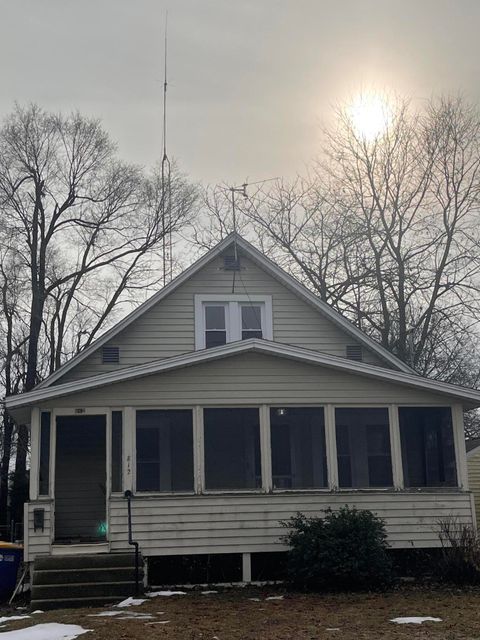 812 Graceland Street NE Grand Rapids City MI 49505