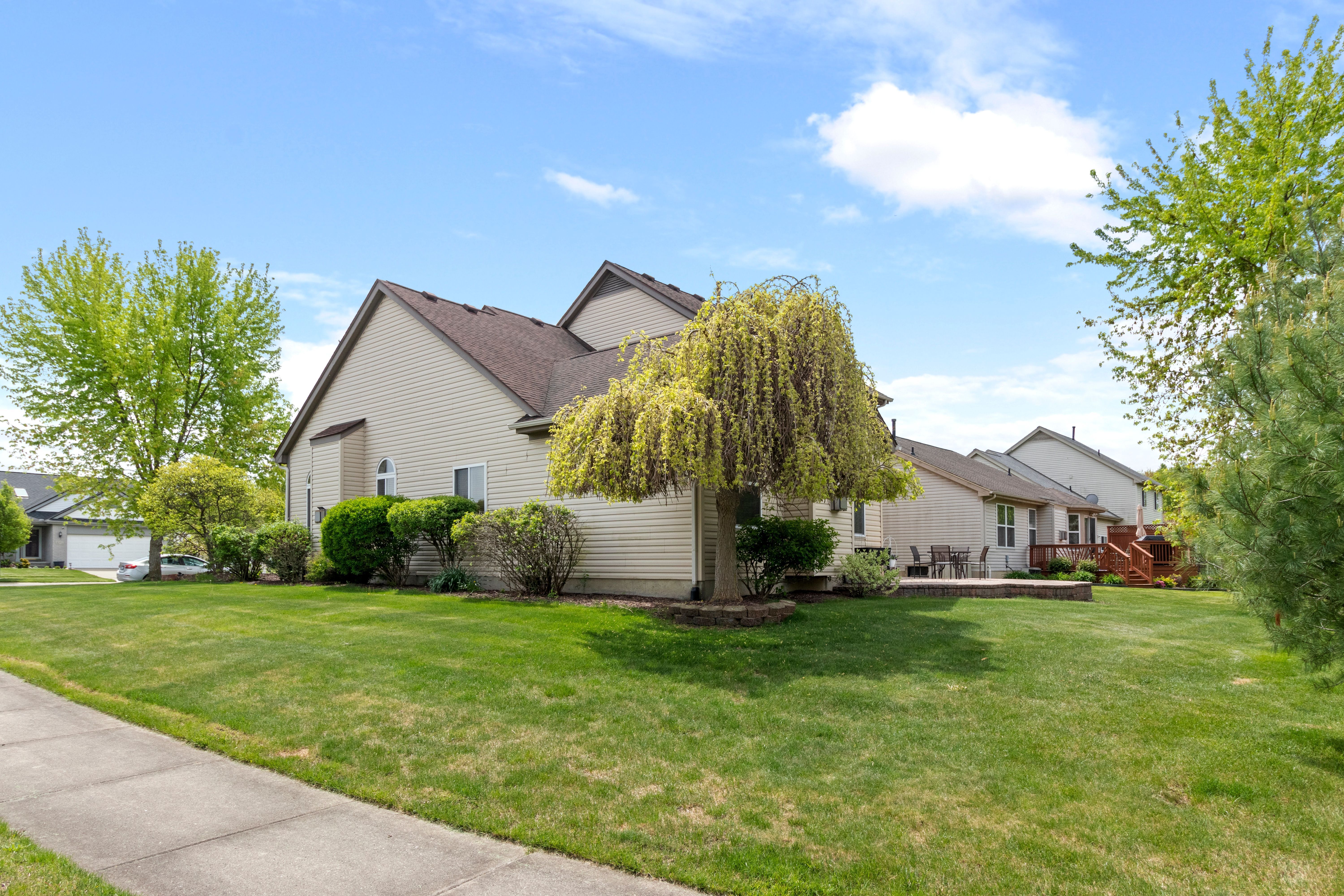 8079 THORNHILL Drive