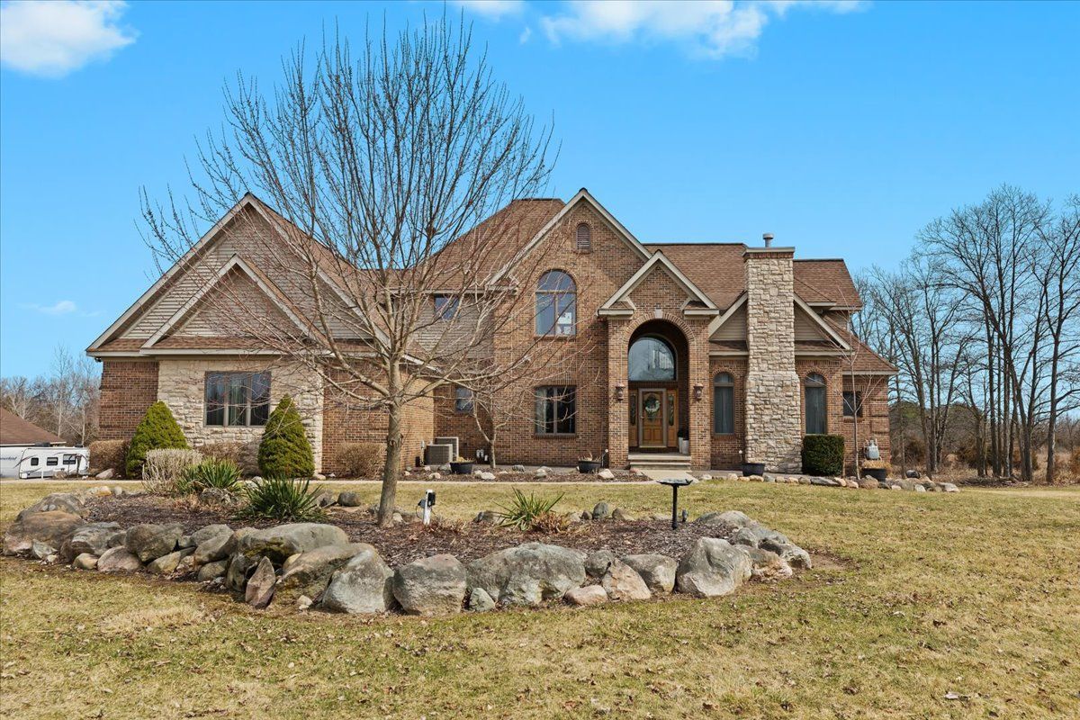 3590 N BURKHART Road