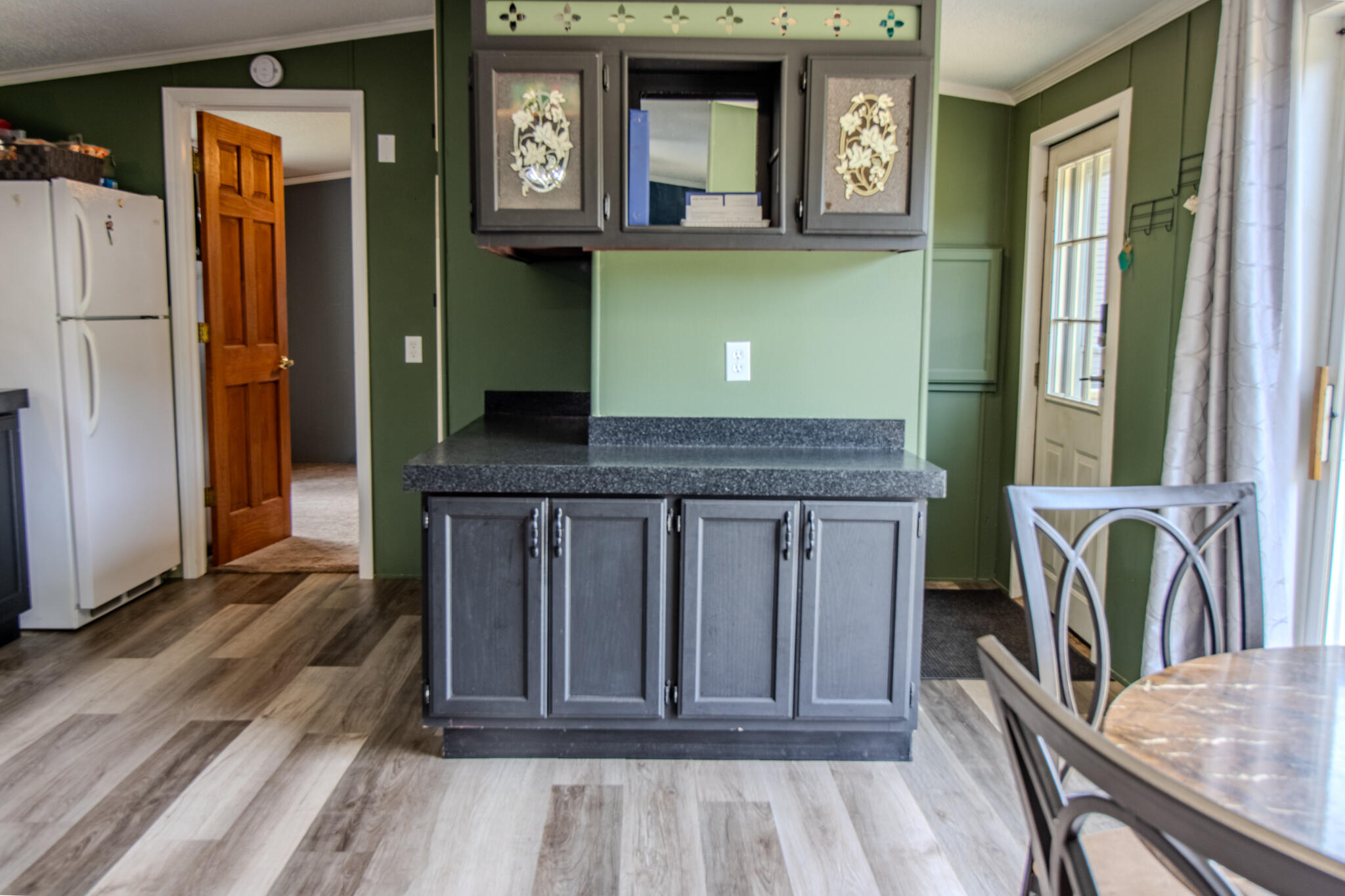 2752 W Mosherville Road