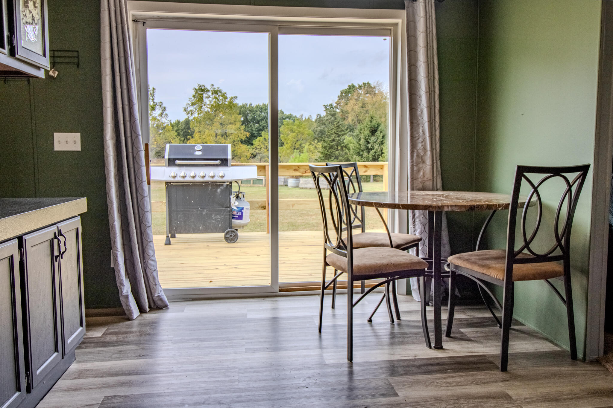 2752 W Mosherville Road