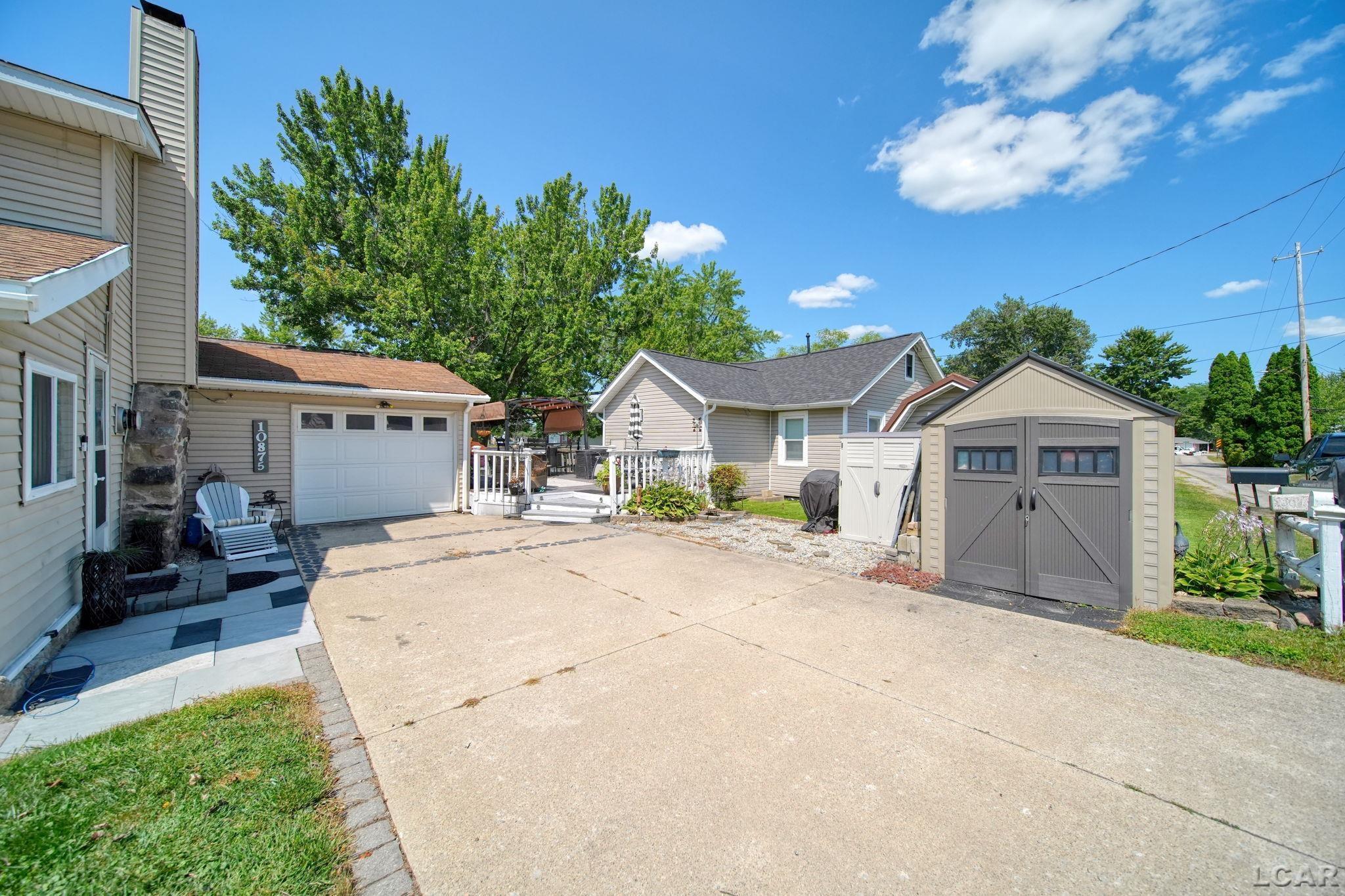 10875 W Ferndale Drive