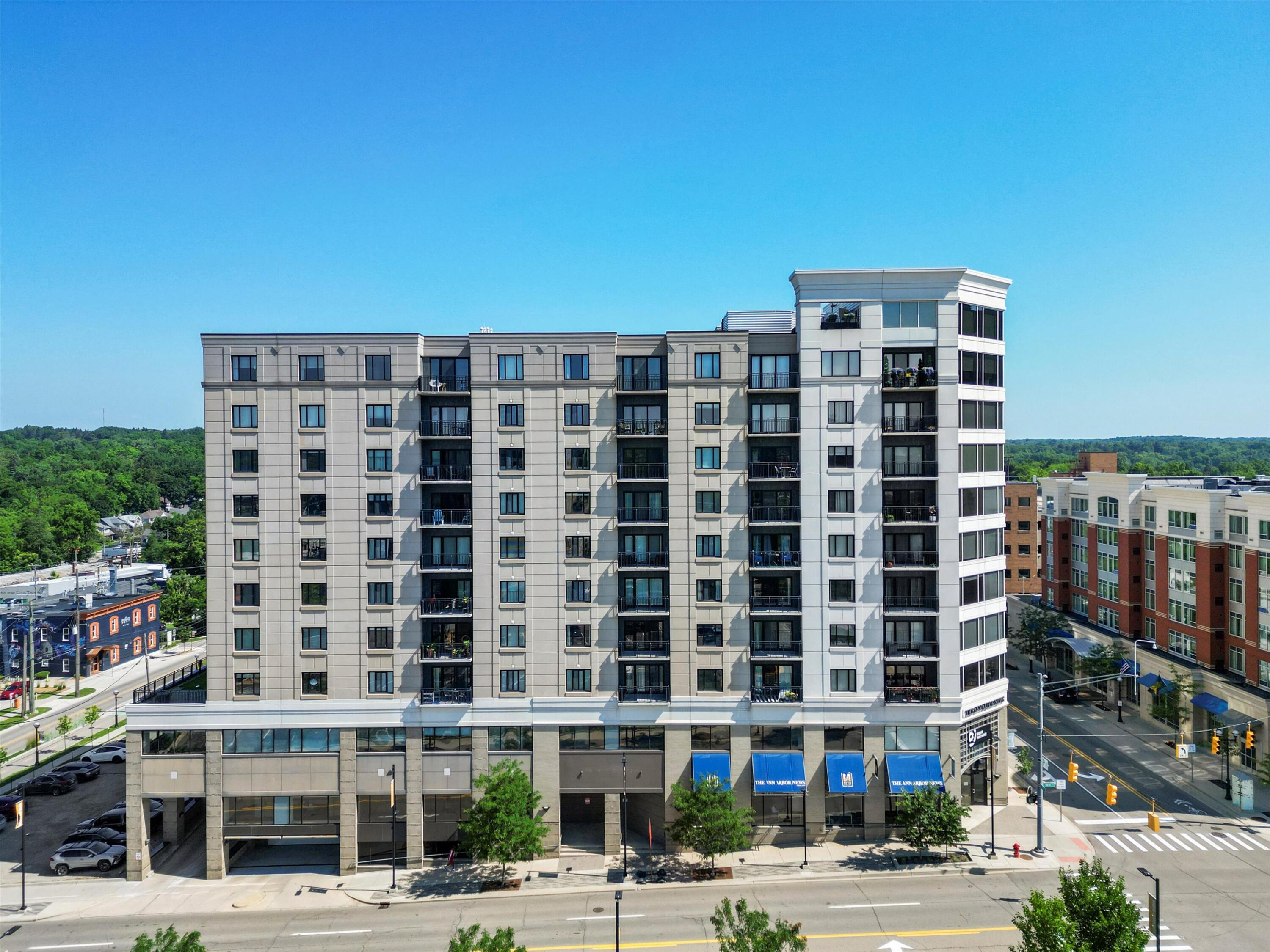 111 N Ashley Street 513