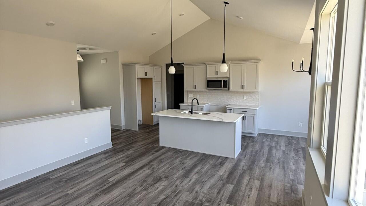 6847 Loggers Ridge Run SE