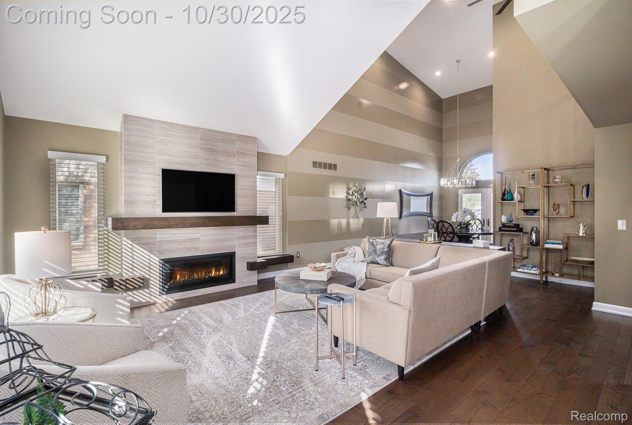 16583 Waverly Circle