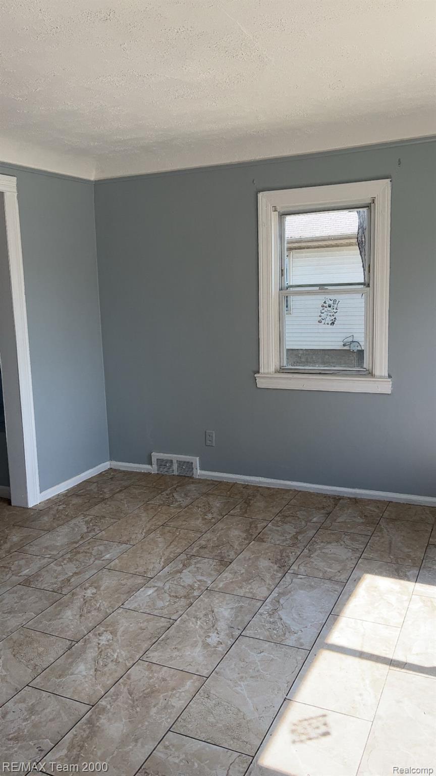 776 Cleophus Parkway