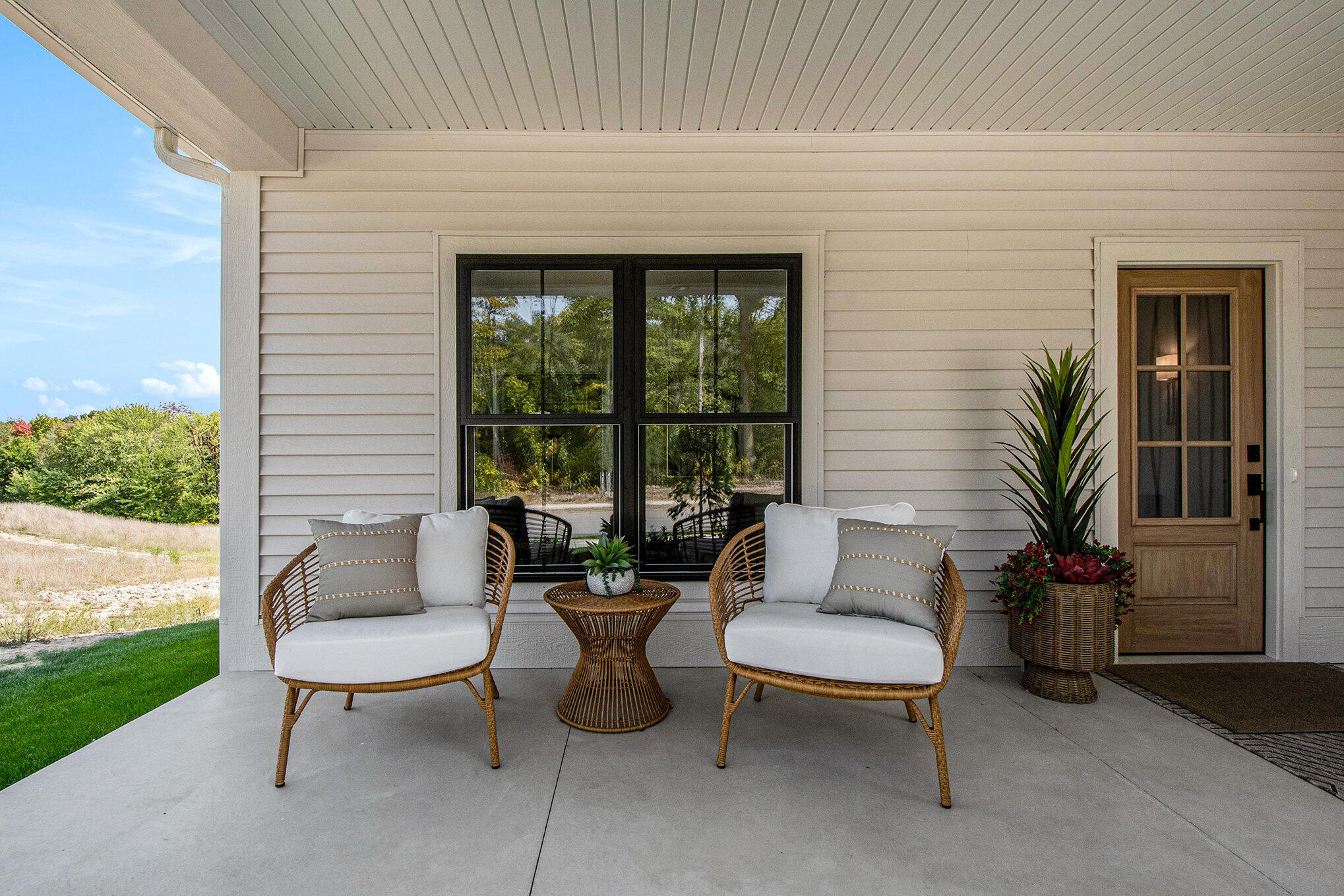 8432 Ravinewood Drive