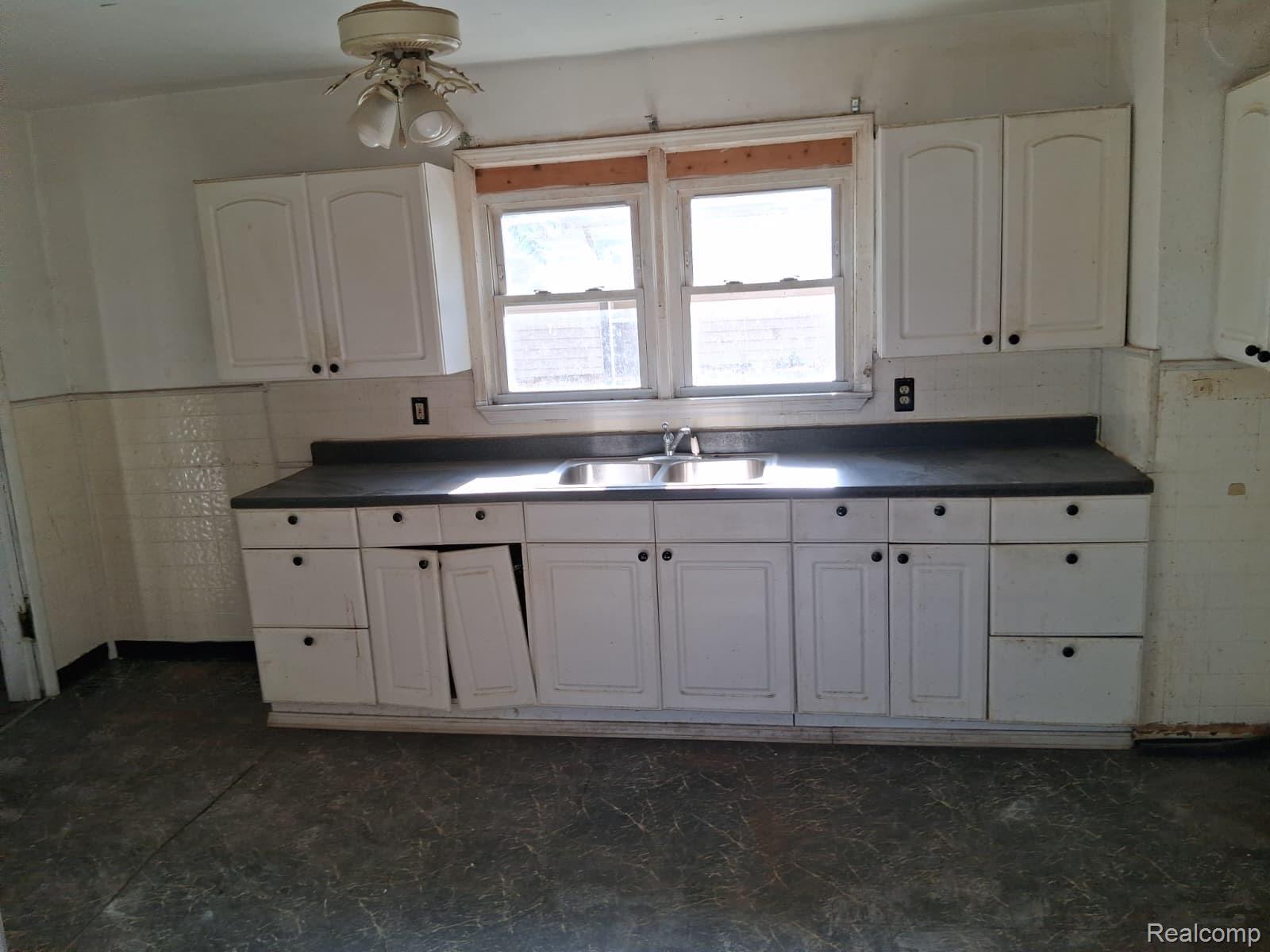 251 Beechwood Street