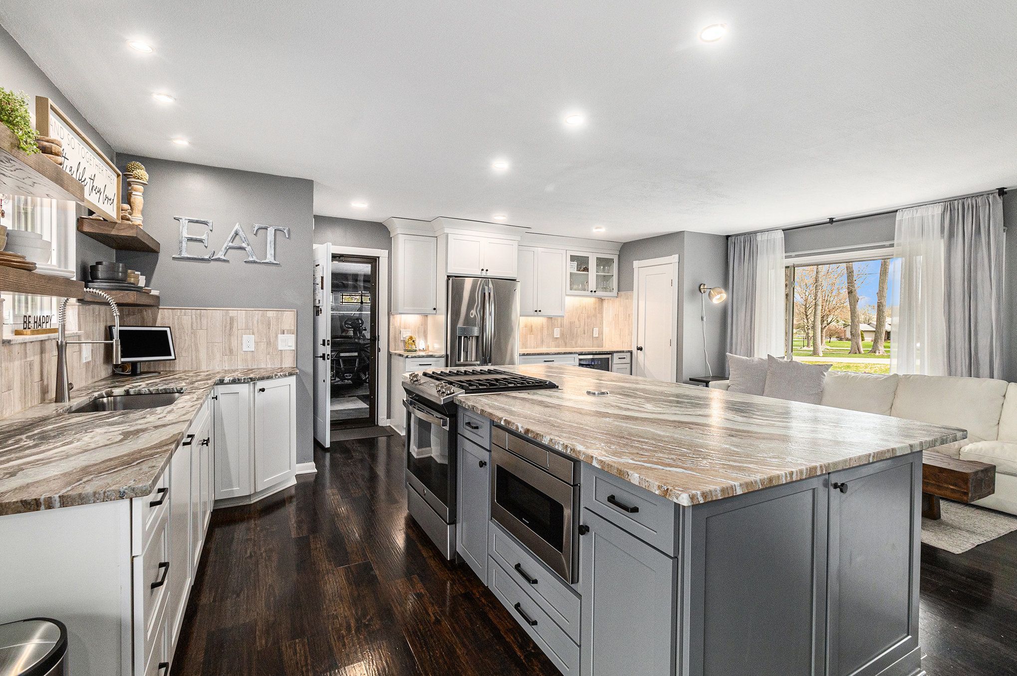 890 BEACHWAY Drive