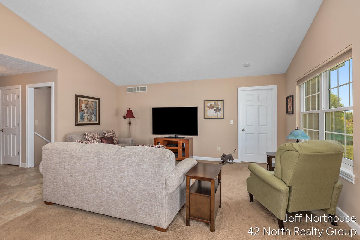 7511 Traditional Court SE 49