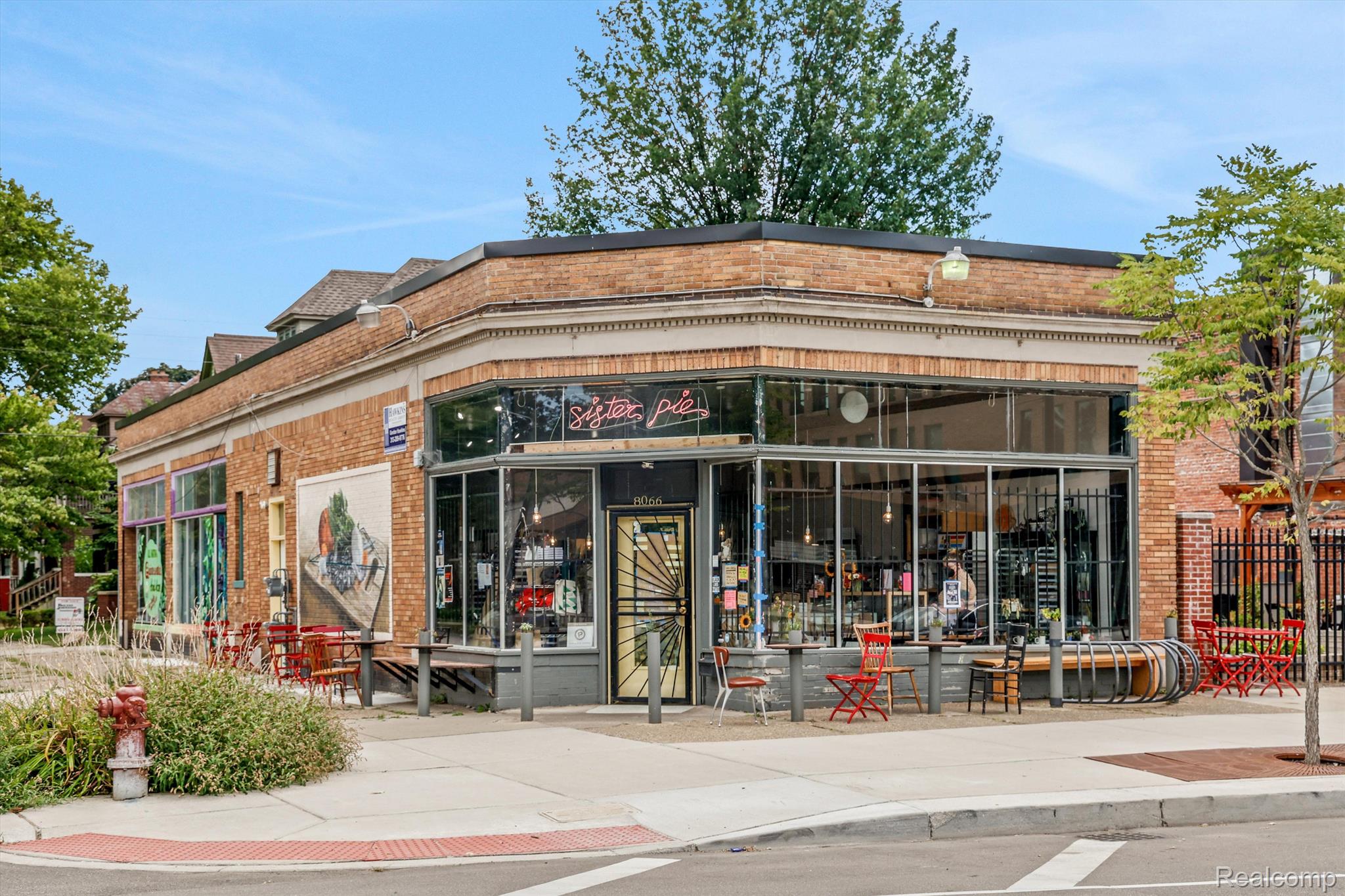 Detroit City, Michigan 48214, United States, 3 Bedrooms Bedrooms, ,1 BathroomBathrooms,Residential,Active,143884